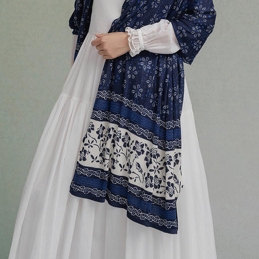 【林栖设计小店】（现货）绵羊毛毛织披肩传统印花百搭气质2025秋季新款围巾披肩女2904264B 商品图3