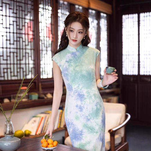 【预售3天】复古风蓝绿晕染文艺风改良长款日常可穿无袖旗袍MZ 商品图0