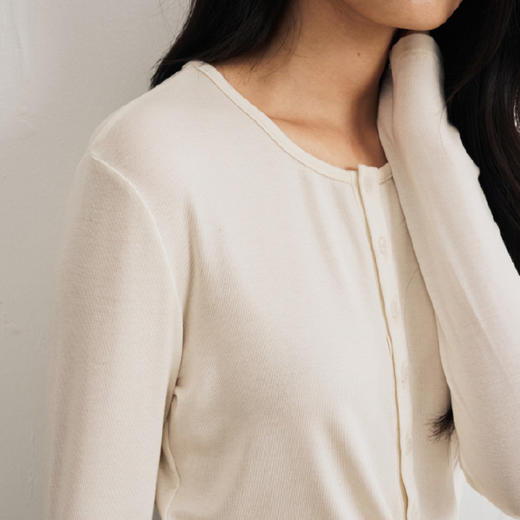 馥迦柔软舒适亨利领天丝羊毛T恤 商品图6