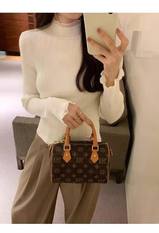 【孤品捡漏】G25白色针织花边领修身针织衫-喜出 商品图2