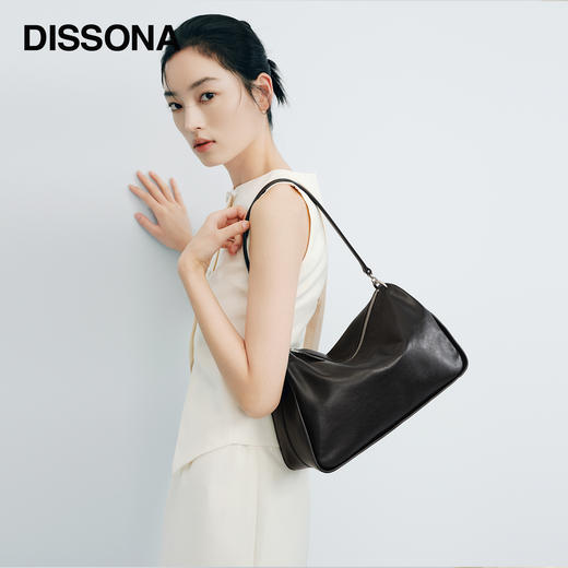 DISSONA迪桑娜【豆豆同款】闲趣-吐司系列小号双肩带腋下包枕头包 商品图7