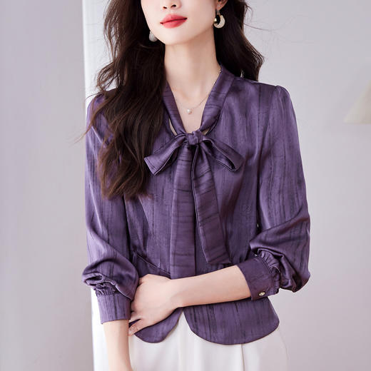 KQL 369H9808条纹收腰蝴蝶结设计感衬衫 商品图3