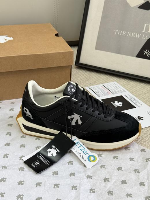 点此购买 迪桑特CHRON系列男女款德训休闲鞋 98 328393 商品图3