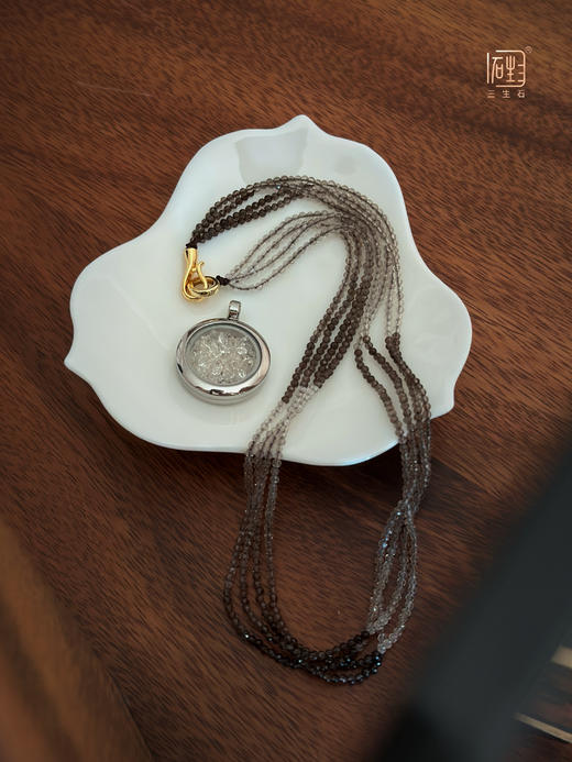 吾行·闪灵钻黑尖晶\茶晶设计多用链 商品图2