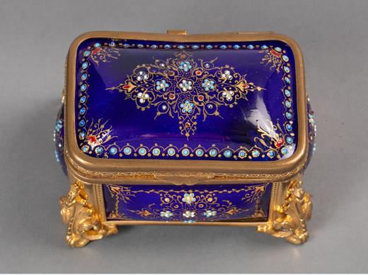 独角鹿西洋古董法国出品铜鎏金精雕修饰卷叶花卉主题布雷松蓝色珐琅彩绘描金珍宝盒 商品图1