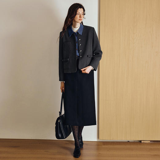 OLrain欧芮儿2025新款女秋季气质通勤显瘦圆领小香风毛呢短外套 商品图2