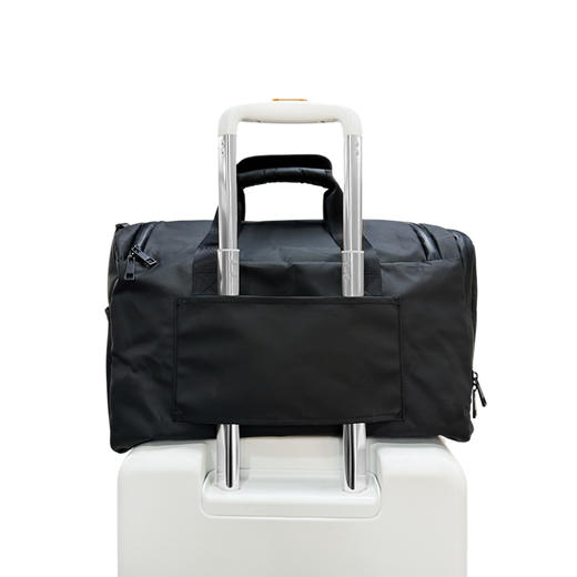 运动防水旅行袋 商品图4