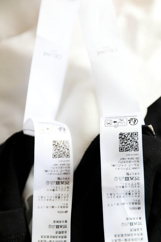 小香风字母tee，面料是全棉的。黑白撞色正肩宽松长袖上衣C082660 商品图12