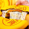【层层松软 馅料饱满】黄金万两大月饼 同款黄金中秋月饼 咸蛋芋泥传统手工 休闲早餐零食 商品缩略图4