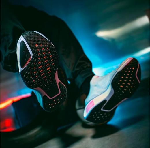 【奥莱热卖爆款】Nike耐克官方INVINCIBLE 3男子透气轻便跑步鞋秋季专业公路 商品图3
