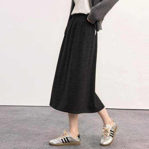 【08/27新品】熙世界针织半身裙女秋季2025年新款高腰显瘦中长款毛呢直筒a字裙 商品图4