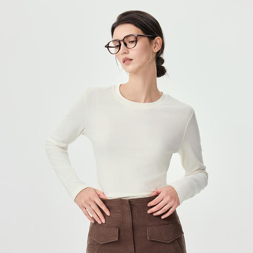 棉仓366601027-25春夏圆领长袖窄肩设计简约时髦感T恤 商品图1