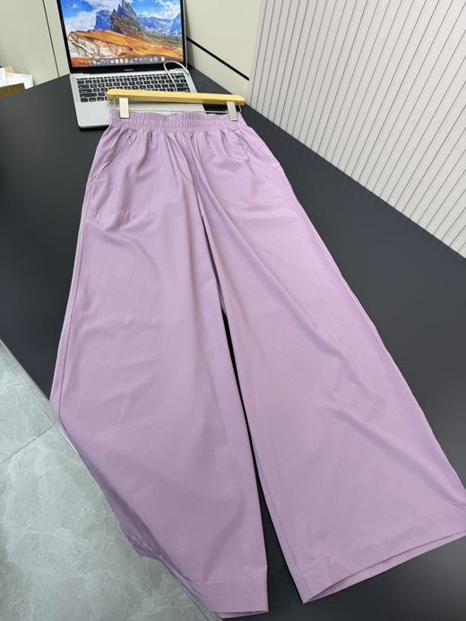 点此购买 lulu露露Swift Wide-Leg女士超薄速干高腰阔腿中长裤 bk 328460 商品图2