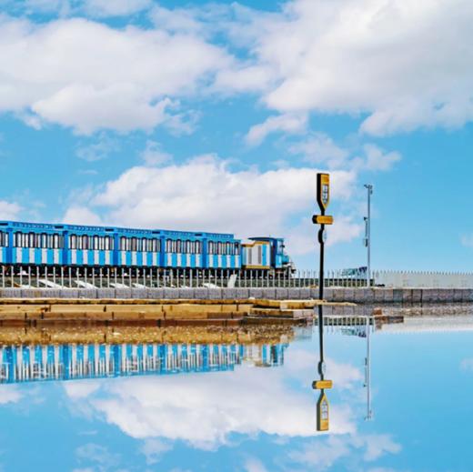 五一7天【西北环线 立减100元】网红东台吉乃尔湖·水上雅丹-翡翠湖-敦煌-莫高窟-张掖丹霞-青海湖-茶卡盐湖 商品图1