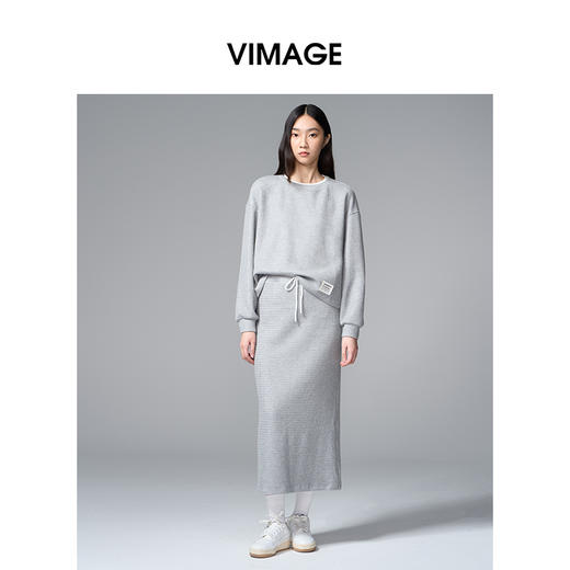 VIMAGE纬漫纪肌理感灰色宽松卫衣棉混纺撞色休闲2025秋季新款小上衣V2413103 商品图0