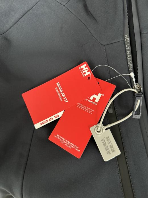 点此购买 海丽汉森春秋季男女情侣款科技户外软壳抓绒冲锋衣 kad 328533 商品图8