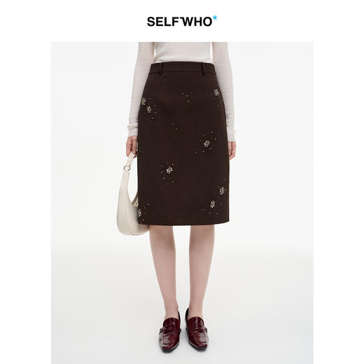 SELFWHO经典H型钉珠珠片肌理感PU半身裙女2025秋季新款开衩直筒裙 商品图0