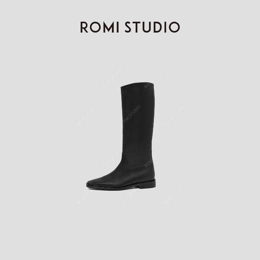 ROMI STUDIO“率性利落”牛皮拼羊皮粗跟方头长筒靴 RW24WP30718 商品图1