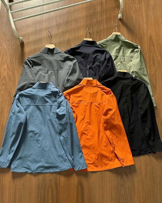 点此购买 凯乐石M8 IC男女款立领轻量化风壳外套 LL 328534 商品图1