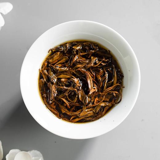 骏德 正山小种 红茶 银骏眉 茶叶 罐装 50g 商品图4