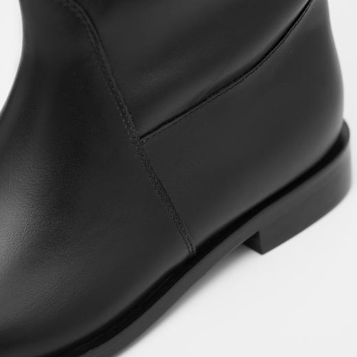 ROMI STUDIO“率性利落”牛皮拼羊皮粗跟方头长筒靴 RW24WP30718 商品图2