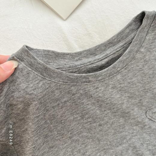 老米优品🎈3-5天！《羊毛莱赛尔天丝三角标长袖打底衫》：莱赛尔76.6%  绵羊毛19.2% ！软绵绵，敲治愈~不挑人的gao级感打底tee！T250826B 商品图8