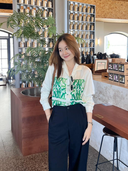 2508502    M字母印花真丝衬衫 商品图3