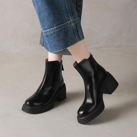 阿么手工女鞋防水台高跟短靴女7.5CM轻便不累脚纯色秋冬真皮靴子 商品图1