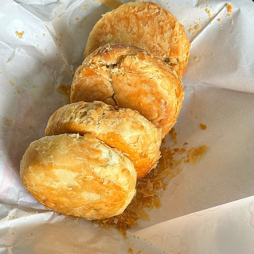 【超值2包装】黄庄福美 传统苏式手工酥皮月饼 皮薄馅多 甜而不腻 经典老式包装 7种口味可选420g/包 商品图4