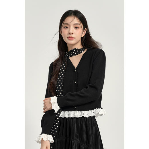 【商场同款】诗凡黎撞色V领拼接针织衫2025春新款外搭女3FC130231 商品图0