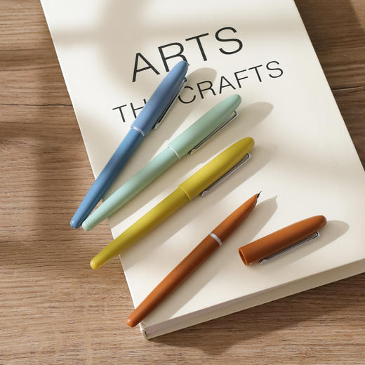 90年国货鸵鸟牌 墨水匠心巨献 文墨天安钢笔礼盒 附赠定制墨水1瓶+墨囊7支+天安门文创限定包装 /前程似锦书写礼盒 附赠龙涎香墨水一瓶+精美黄铜书签1枚 商品图9