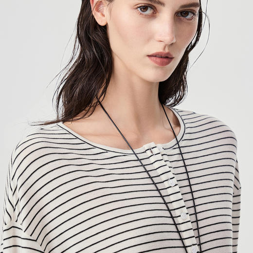 棉仓366601032-25天丝羊毛亨利领长袖T恤 商品图3