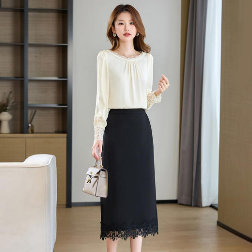 HR HBLJRA1099-6镂空边新款显瘦减龄时尚气质两件套 商品图1