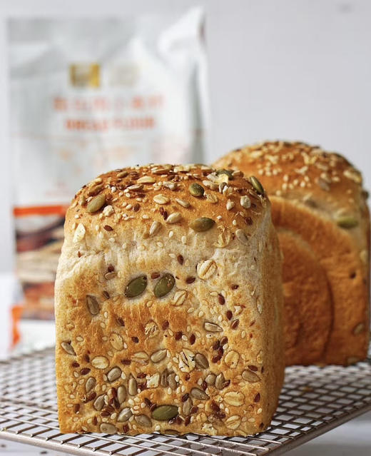 全麦杂粮吐司 商品图2