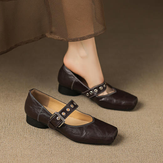 【预售5天】头层羊皮铆钉皮带扣玛丽珍鞋秋粗低跟芭蕾方头真皮单鞋女NGMZR&72-176 商品图3