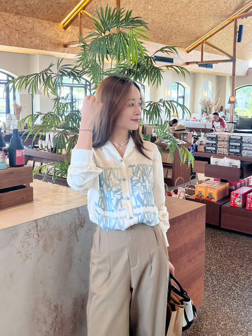 2508502    M字母印花真丝衬衫 商品图5