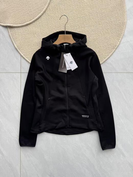 点此购买 迪桑特秋季360系列女款连帽针织开衫外套 LL 328503 商品图7