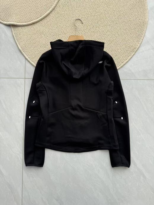 点此购买 迪桑特秋季360系列女款连帽针织开衫外套 LL 328503 商品图8