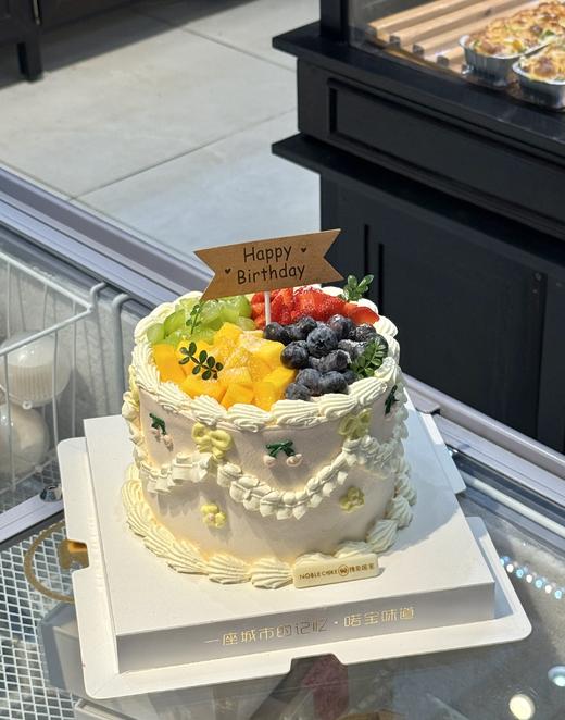 裱花水果蛋糕 商品图0