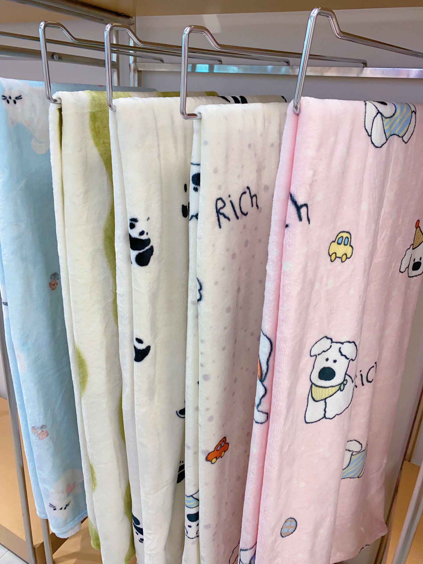 松植屋多功能高克重双面法兰绒毯可盖可铺 午休毯/膝盖毯/披肩/沙发毯子