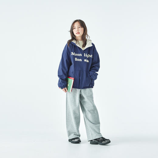 棵初2025年冬季新款亲子中大女童防泼水两面穿外套抗静电绣花上衣 商品图1