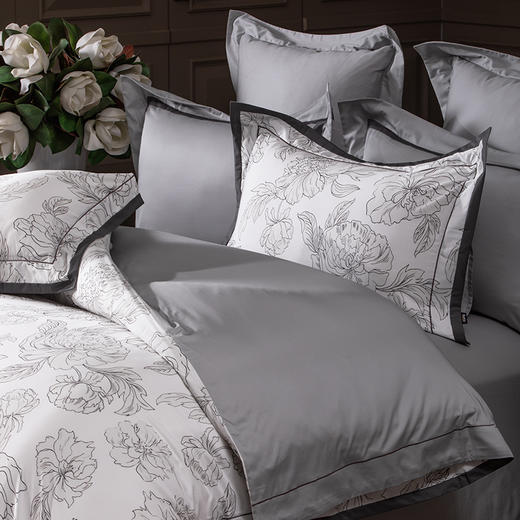 多喜爱 60S全棉缎纹四件套香影罗缎/月映兰亭/姑苏竹春/棕榈诗篇/月晓阑音/素唯hl【新疆长绒棉】【柔软细腻】细腻柔滑 丝般光泽 多款可选 商品图8