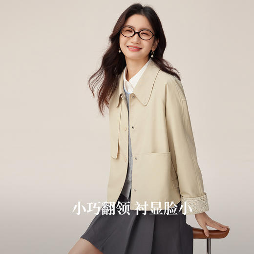 【09/03新品】熙世界高级感短款风衣外套2025秋季新款休闲工装风翻领夹克上衣 商品图1