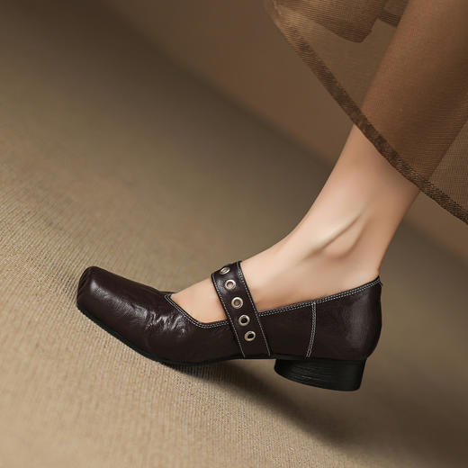 【预售5天】头层羊皮铆钉皮带扣玛丽珍鞋秋粗低跟芭蕾方头真皮单鞋女NGMZR&72-176 商品图4
