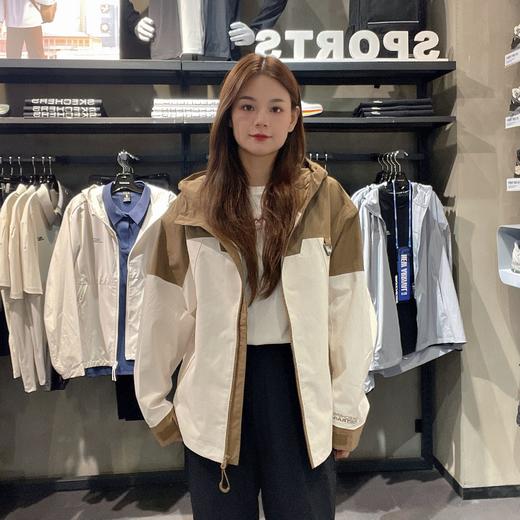 【云粉节】7楼斯凯奇 Skechers 女款冲锋衣P325W122吊牌价999元 商品图4