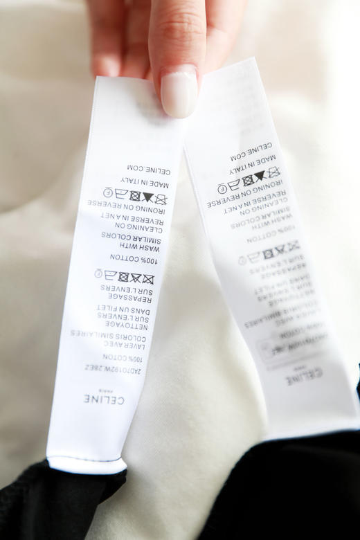 小香风字母tee，面料是全棉的。黑白撞色正肩宽松长袖上衣C082660 商品图3