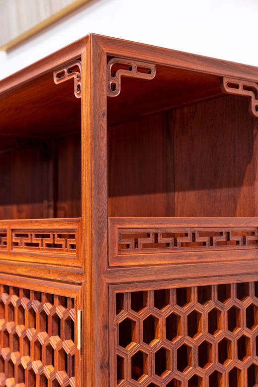 红桥红  家具严选  缅甸花梨（大果紫檀）【188 龟背纹亮格柜】 商品图2