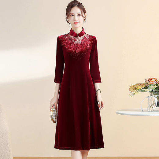 QYM YY2310 -Y时尚金丝绒旗袍连衣裙镶钻气质优雅A字裙 商品图0