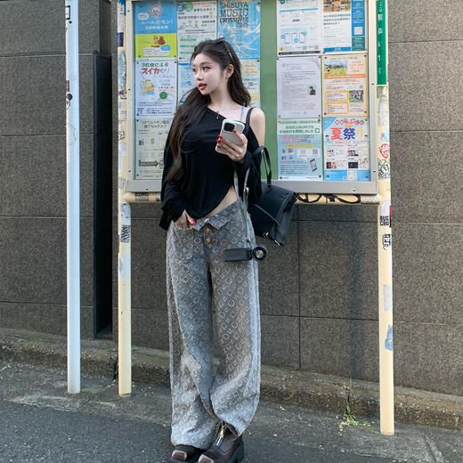 清仓捡漏 张林超LIN BOUTIQUE 解锁甜酷密码 提花设计松弛感阔腿牛仔裤 商品图2