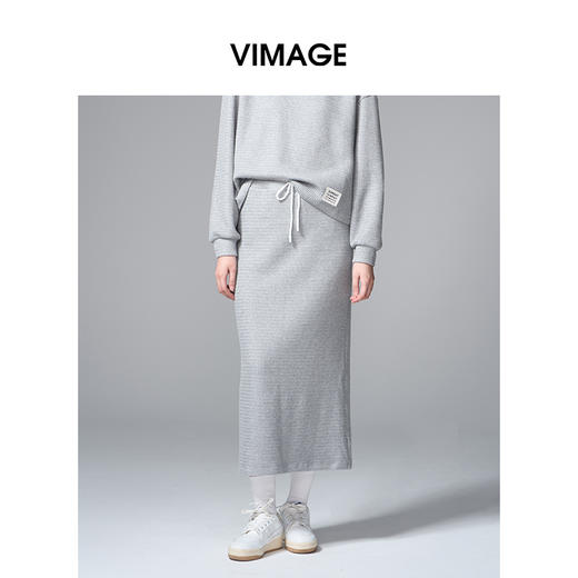 VIMAGE纬漫纪肌理感显瘦休闲针织灰色廓形直筒2025秋季新款半裙V2406106 商品图0